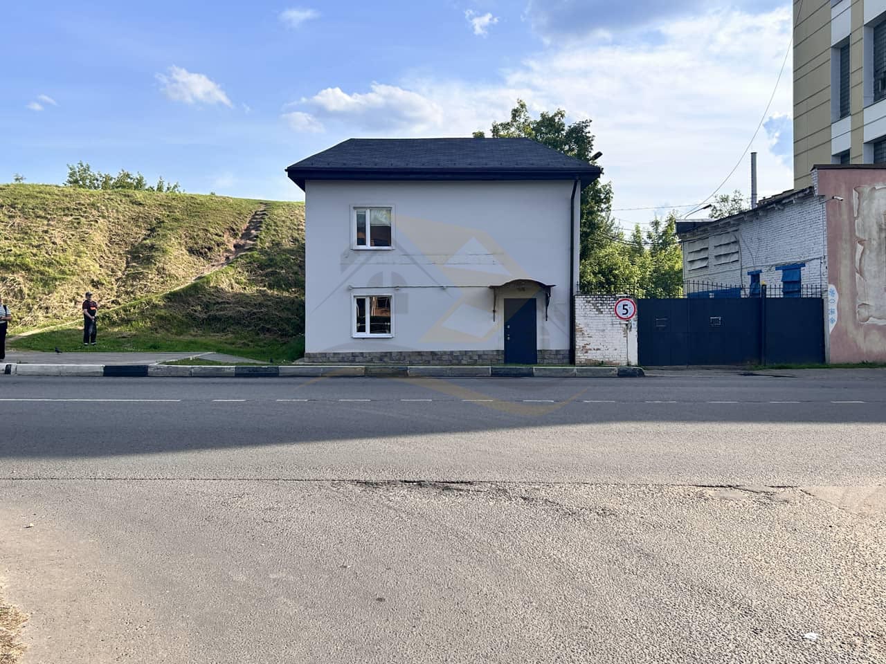 Аренда двухэтажного помещения 102.4 м² в центре Дмитрова — под офис, салон, кафе / 153600 руб. / КварталСити