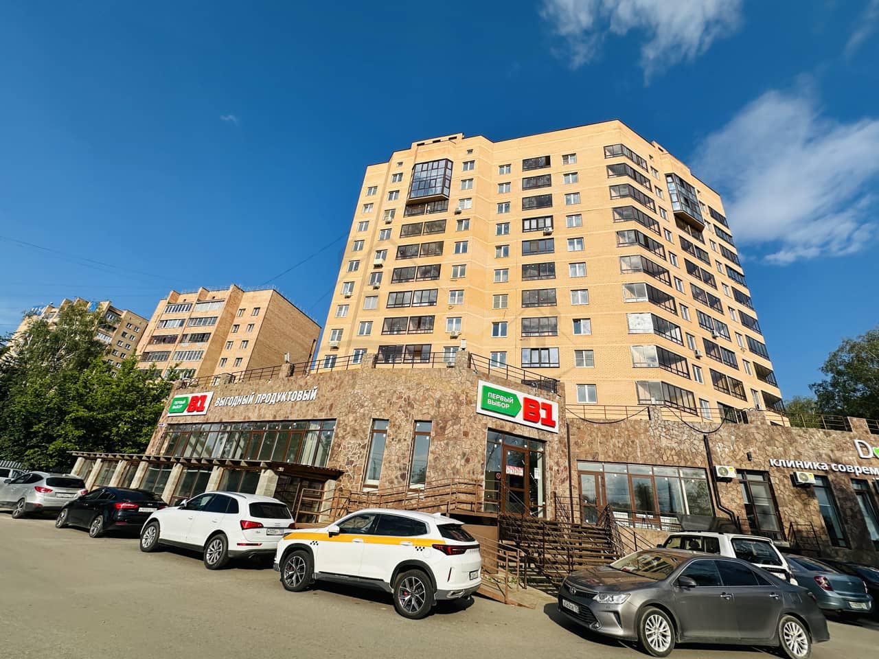 Аренда коммерческого помещения 207,7 м² в центре Дмитрова на ул. Московская, д. 21 - у вокзала и парка / 190000 руб. / КварталСити