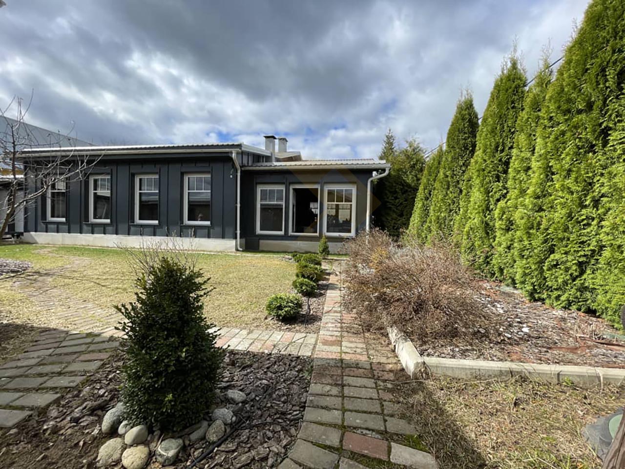 Дом 144 кв. м в долгосрочную аренду. Московская область, СНТ Дружба / 160000 руб. / КварталСити