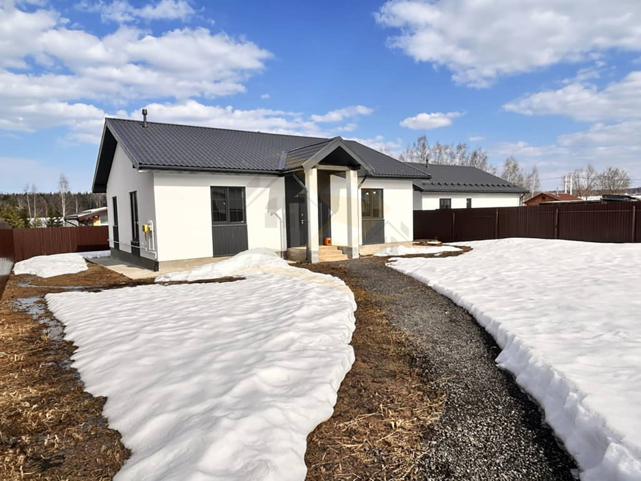 Продаётся новый дом с коммуникациями и ремонтом под ключ по семейной ипотеке! / 14500000 руб. / КварталСити