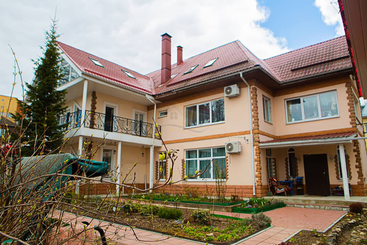 Дом 465,8 на участке 8.7 сот. Дмитров, улица Семенюка. Московская область / 28000000 руб. / КварталСити