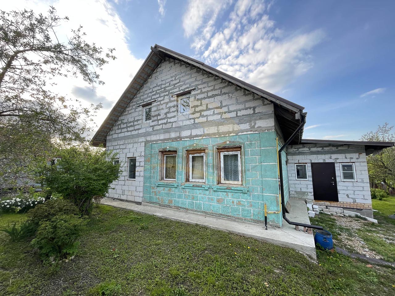 Дом 160,1 кв. м. на участке 18 соток. Село Синьково, Дмитровский муниципальный округ / 4600000 руб. / КварталСити