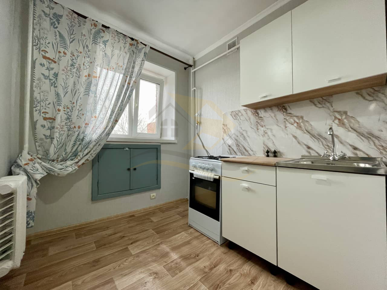 Продается уютная 1-комнатная квартира в г. Яхрома. Московская область / 3300000 руб. / КварталСити